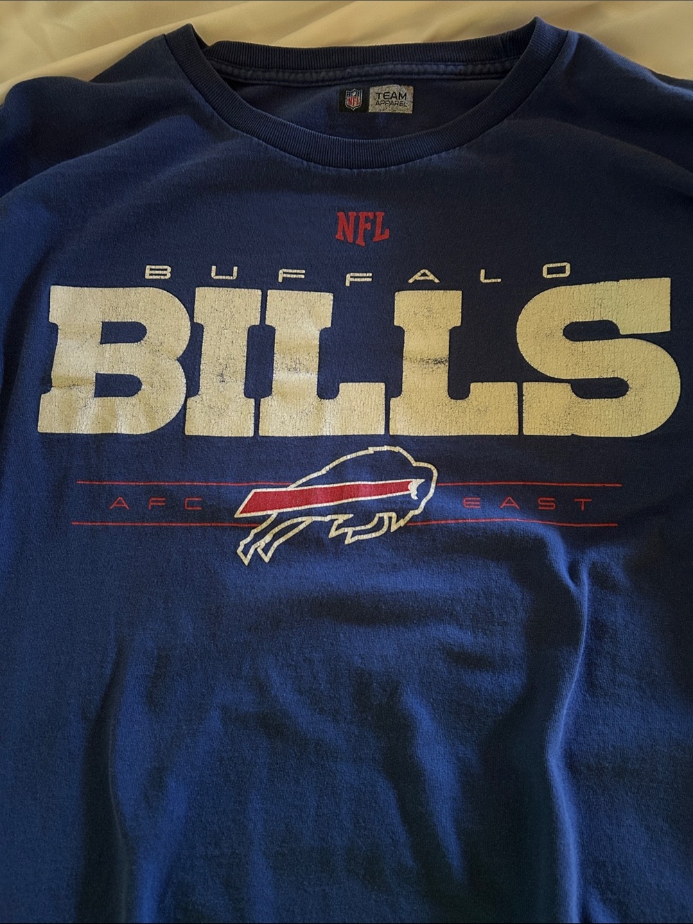Bills Shirt 🏈 - Picture 2 of 9